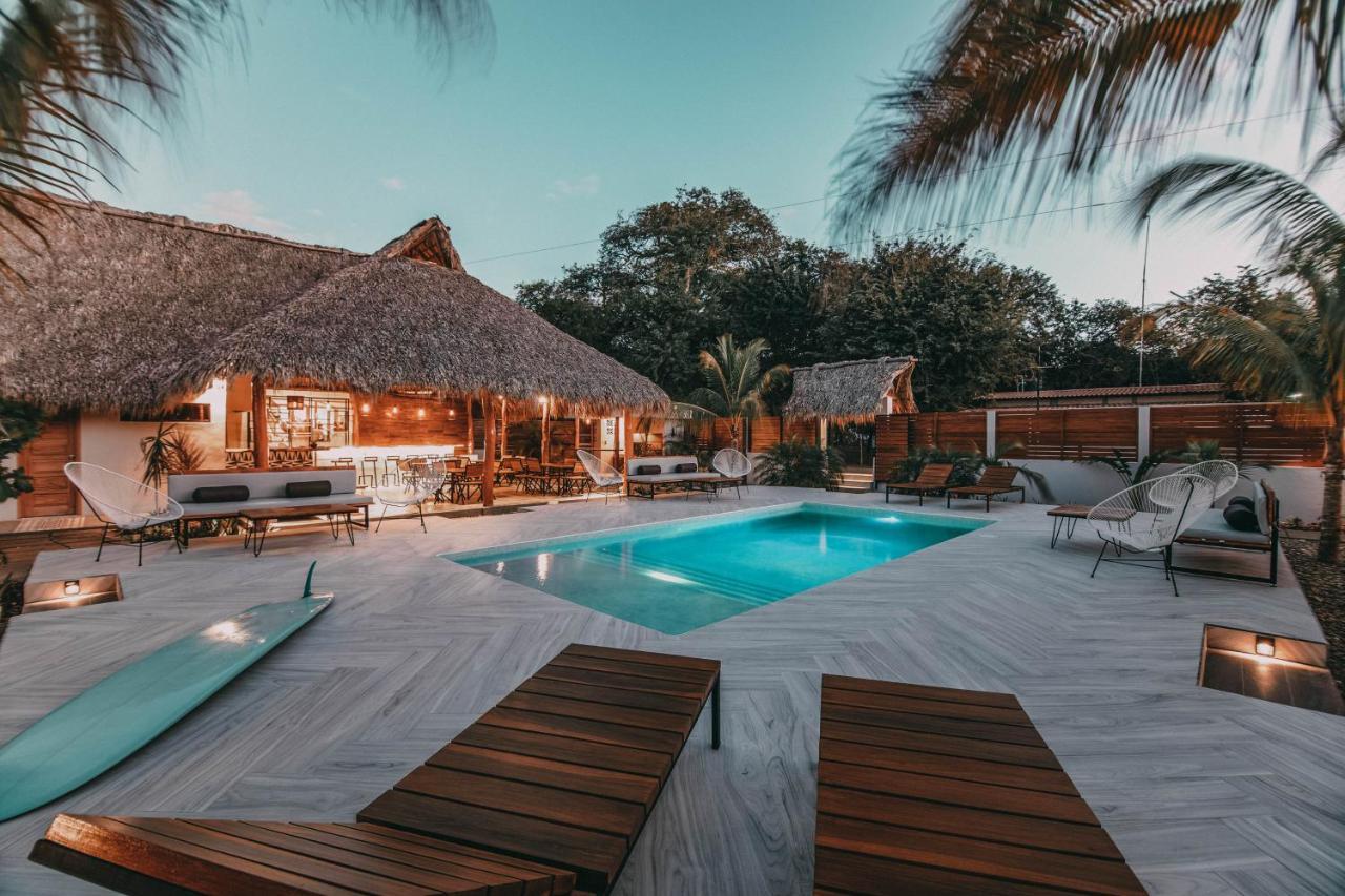 פופויו El Pez Surf Hotel מראה חיצוני תמונה