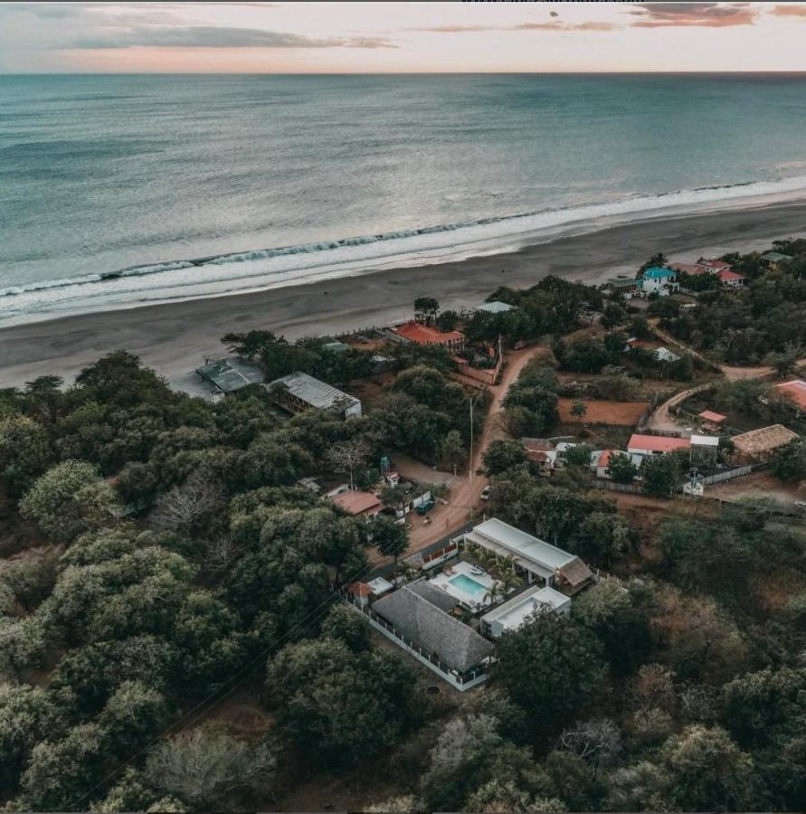 פופויו El Pez Surf Hotel מראה חיצוני תמונה